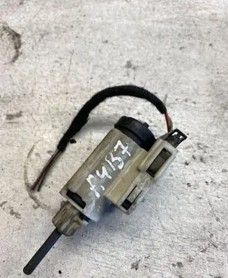 Audi A4 S4 B7 8E 8H Brake pedal sensor switch 8e0927189b 19322005