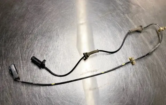 Volvo S80 ABS brake wheel speed sensor 9496961