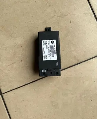 BMW 3 F30 F35 F31 Seat heating relay 9216468