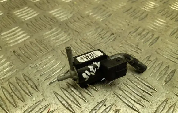 Jaguar XF Turbo solenoid valve FW939S468AD
