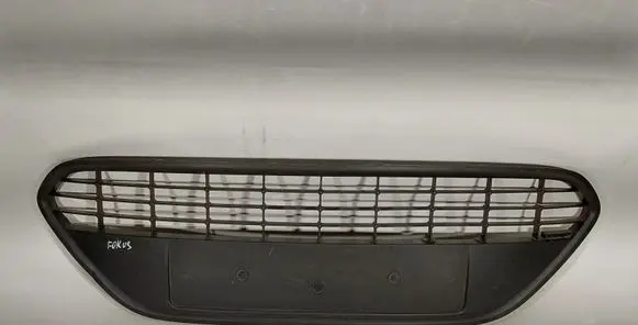 Ford Focus Front grill 8M5117B968A