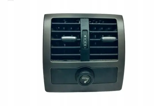 Audi A6 S6 C5 4B Rear air vent grill 4B0819203