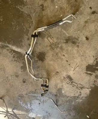 Peugeot Rifter Air conditioning (A/C) pipe/hose 9831702080