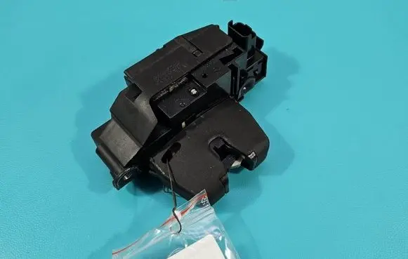 Citroen C3 Tailgate/trunk/boot lock/catch/latch 9816195380 IMPRK1570323