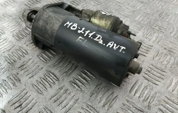 Mercedes-Benz E W211 Starter motor A0061514401