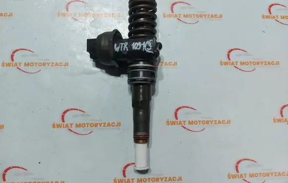 Audi A4 S4 B6 8E 8H Fuel injector 038130073BA