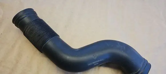 Mercedes-Benz GL X164 Air intake duct part A1645051361 1645051361