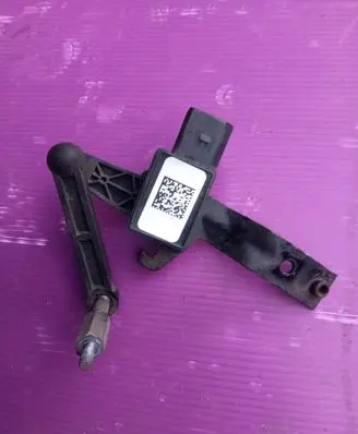 Audi Q4 Sportback e-tron Rear air suspension level height sensor 5WA907127