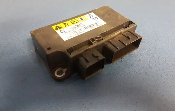 Opel Insignia A Airbag control unit/module 13503645 404376B2 AS3645T090890843