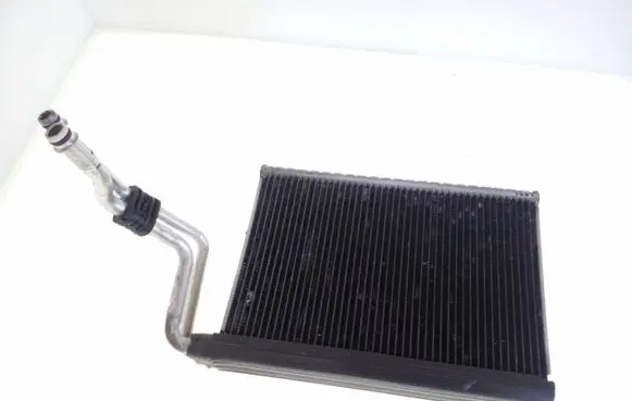BMW 3 E90 E91 Air conditioning (A/C) radiator (interior) 