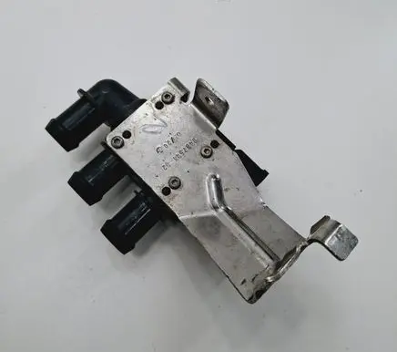 Mini One - Cooper F56 F55 Coolant heater control valve 8572508