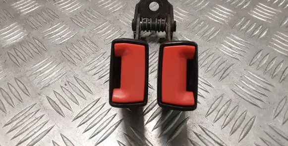 Ford Mondeo Mk III Middle seatbelt buckle (rear) 1S71F613K21