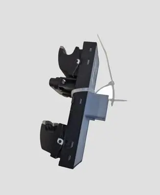 Volkswagen Golf V Electric window control switch
