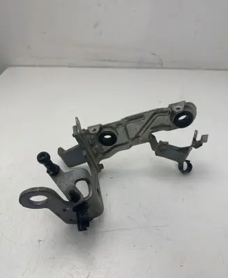 Mercedes-Benz C W205 other engine part A2740940141 A2742230441
