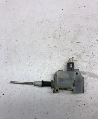 Mercedes-Benz C W203 Fuel tank cap lock A2038201997