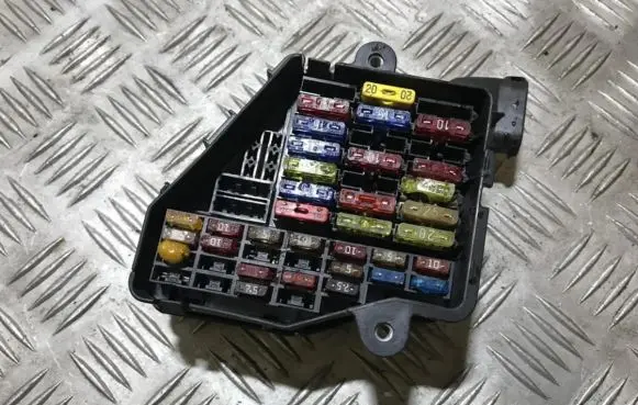 Volkswagen Golf IV Fuse box set 1j0970096a 1j1970007j