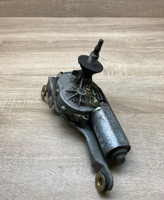Renault Megane I Rear window wiper motor 7700838379 0390208510