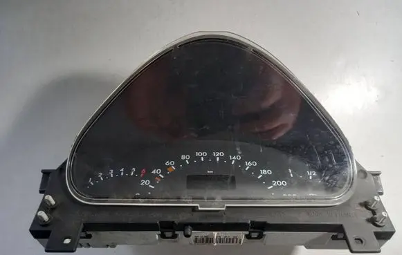 Mercedes-Benz A W168 Speedometer (instrument cluster) A1685404011 9804010280