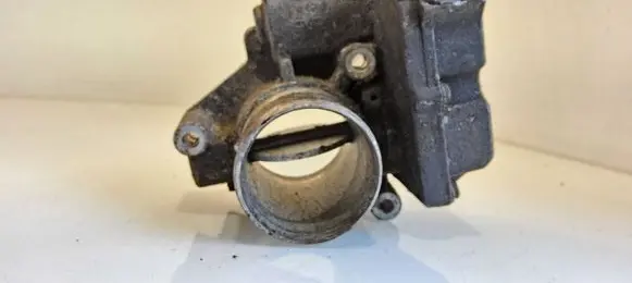 Renault Scenic II - Grand scenic II Throttle valve 8200471660 A2C53103391