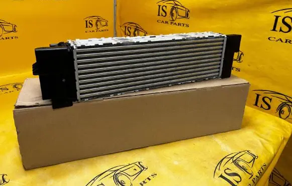 BMW X4 F26 Intercooler radiator 17517823570 7823570