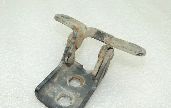 Chrysler Grand Voyager V Front door lower hinge 68030376AA