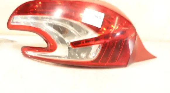 Peugeot 208 Rear/tail lights 00417V0101