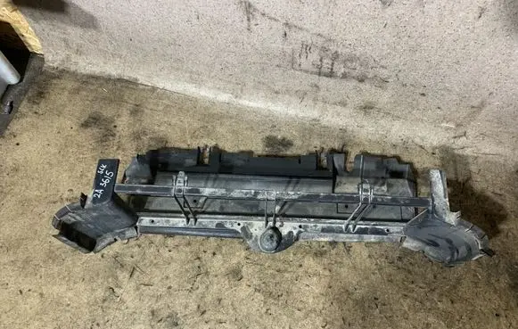 Mercedes-Benz SLK R172 Intercooler air guide/duct channel A1725051130