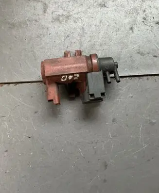 Ford Mondeo MK IV Turbo solenoid valve 70177100