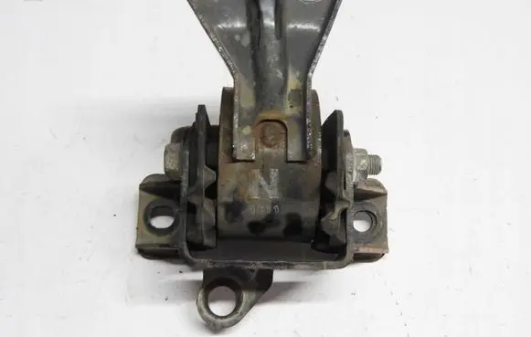 Mitsubishi ASX Engine mounting bracket 1801tA07y0