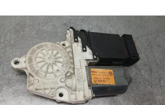Volkswagen Bora Front door window regulator motor 1J1959801C