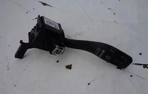 Audi A3 S3 A3 Sportback 8P Wiper control stalk 8P0953519D