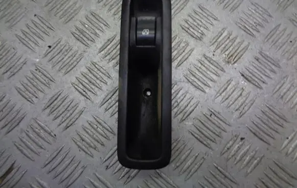 Renault Scenic II - Grand scenic II Quarter vent window switch 