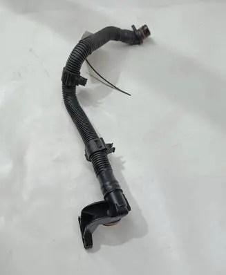 Audi A4 S4 B8 8K Breather/breather pipe/hose 06L103213A