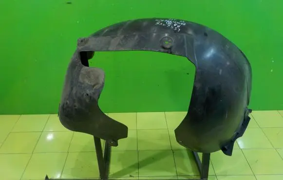 Nissan Pathfinder R51 Front arch PRZOD PRAWE