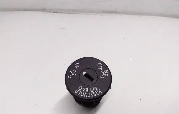 BMW 5 F10 F11 Passenger airbag on/off switch 9196886 919688605
