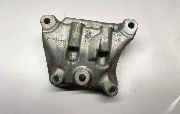 Chrysler Pacifica Engine mounting bracket 04893414AD