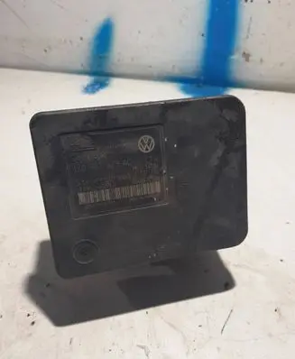 Volkswagen Golf V ABS Pump 1K0907379AC