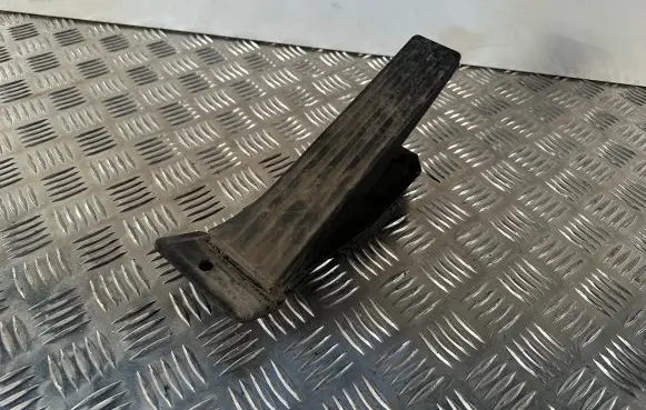 BMW X3 F25 Accelerator throttle pedal 6858574
