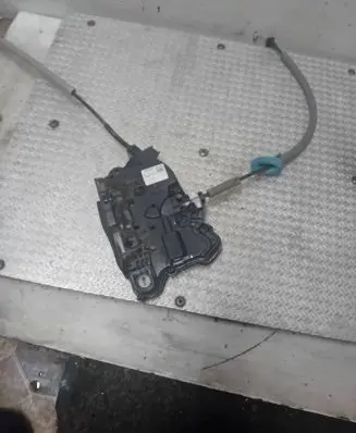 Volkswagen T-Cross Front door lock 10B837015B G11509102