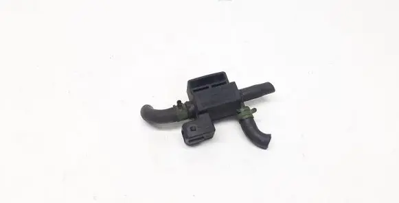 Volvo XC60 Vacuum valve 7G9N12A627BB