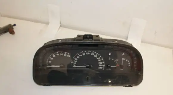 Renault Laguna I Speedometer (instrument cluster) 216236674