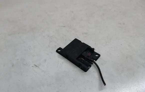BMW 5 E60 E61 Bluetooth antenna 6928461 84506928461