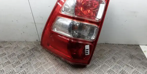 Suzuki Grand Vitara II Rear/tail lights