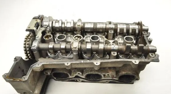 Porsche 911 997 Engine head 9971041213R