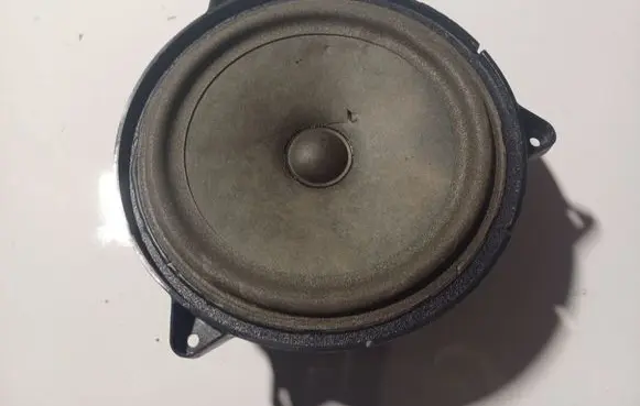 Audi A6 S6 C5 4B Front door speaker