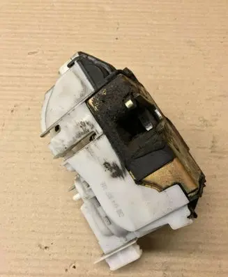 Seat Cordoba (6K) Front door lock 6K4837016