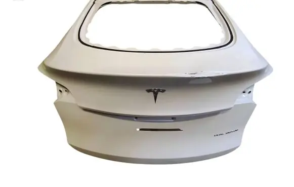 Tesla Model Y Tailgate/trunk/boot lid