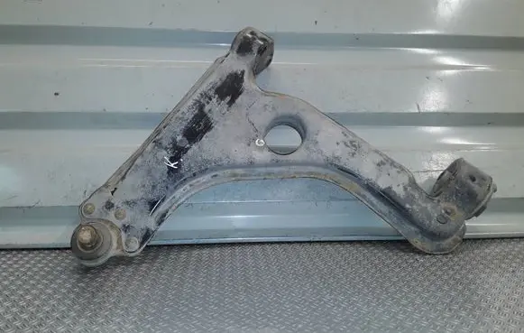 Opel Meriva B Front lower control arm/wishbone 