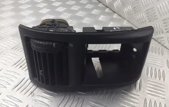 Opel Astra G Dashboard air vent grill cover trim 90560336