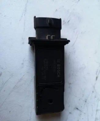 Volvo S60 Mass air flow meter F00C2G8281